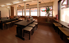 �H���R�[�i�[�̐�